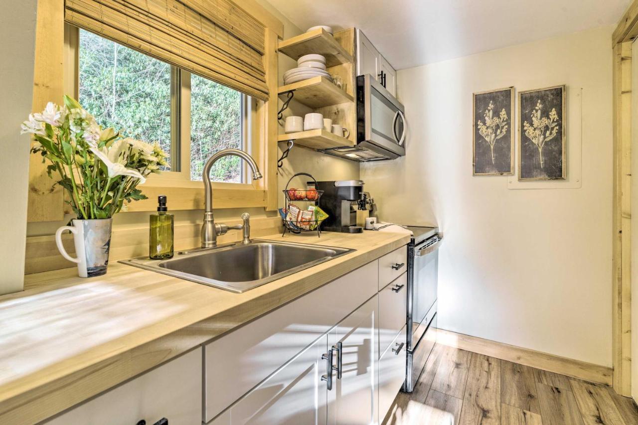 Updated Condo, 1 Mi To Sugar Mountain! Apartment